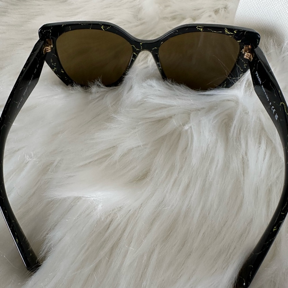 *Authentic* Prada Sunglasses*Authentic* - image 8